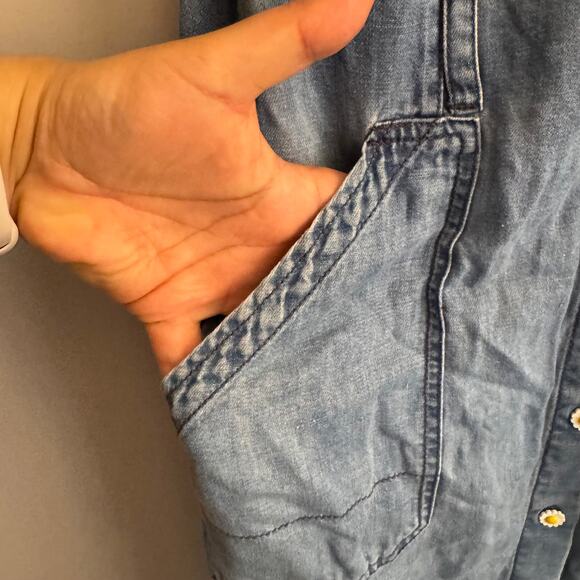 J Brand Shift Dress Mini Denim Blue V-Neck Flower Button Spaghetti Strap Sz S - Picture 2 of 7